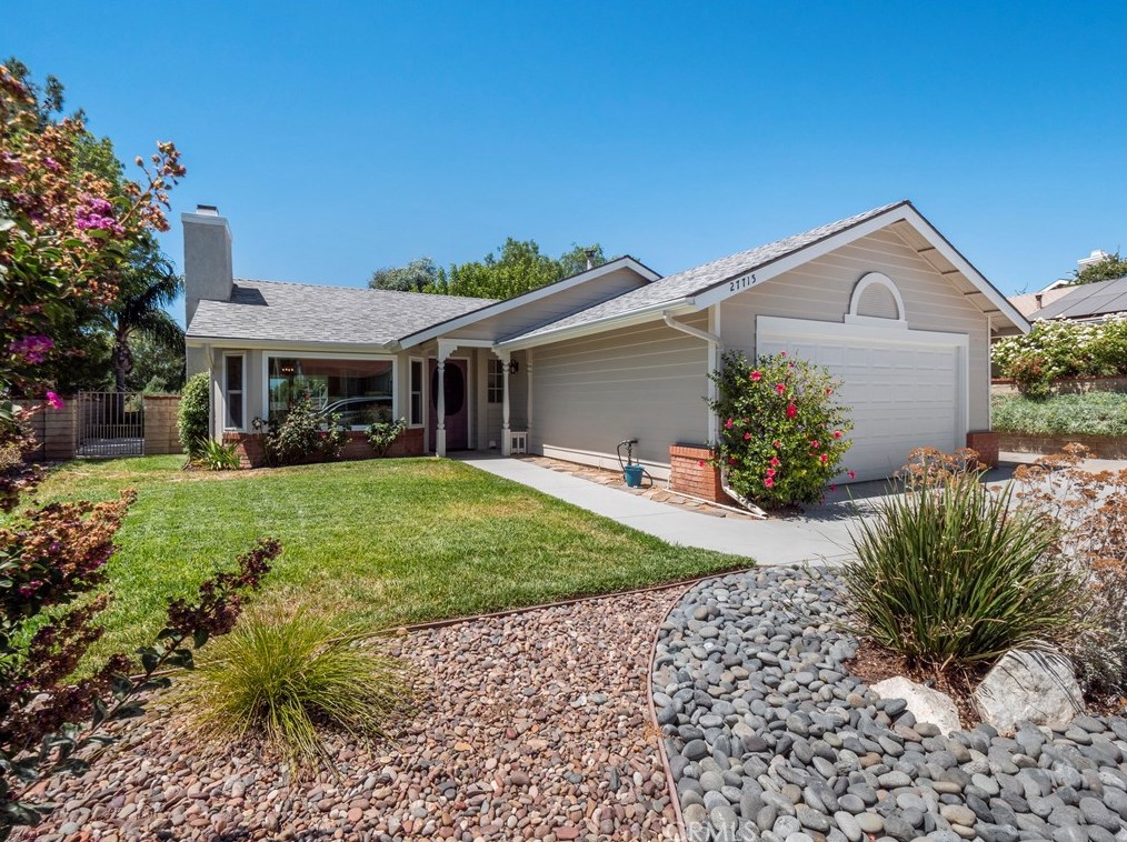 27715 Carnegie Ave, Santa Clarita, CA 91350-1390