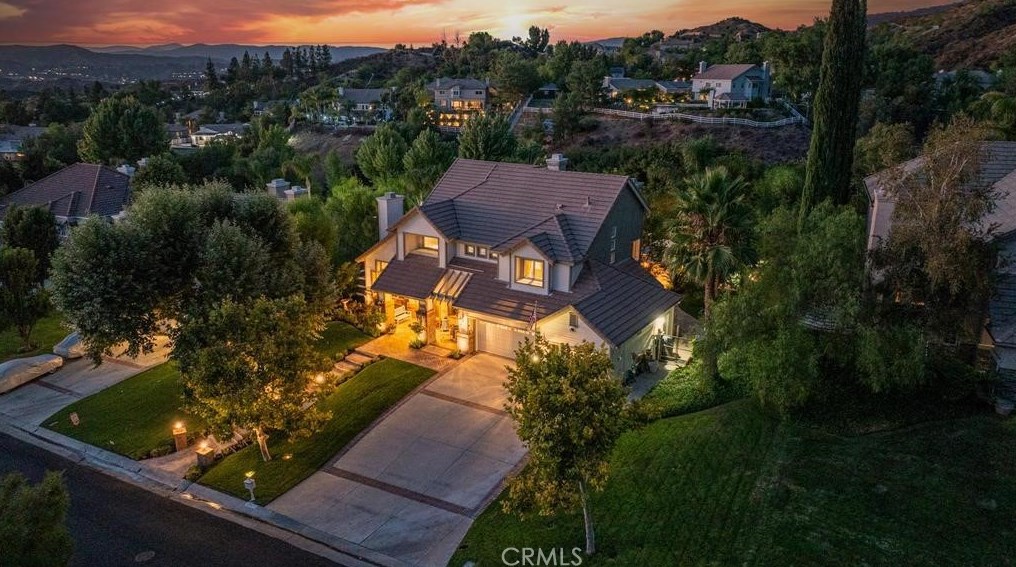 15305 Saddleback Rd, Santa Clarita, CA 91387-4704