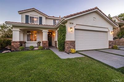 22856 Boxwood Lane, Saugus, CA 91390 - Photo 1