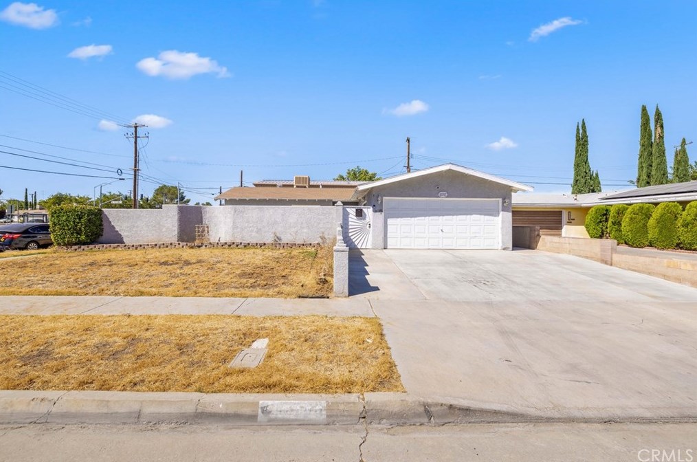 45203 Lorimer Ave, Lancaster, CA 93534-1318