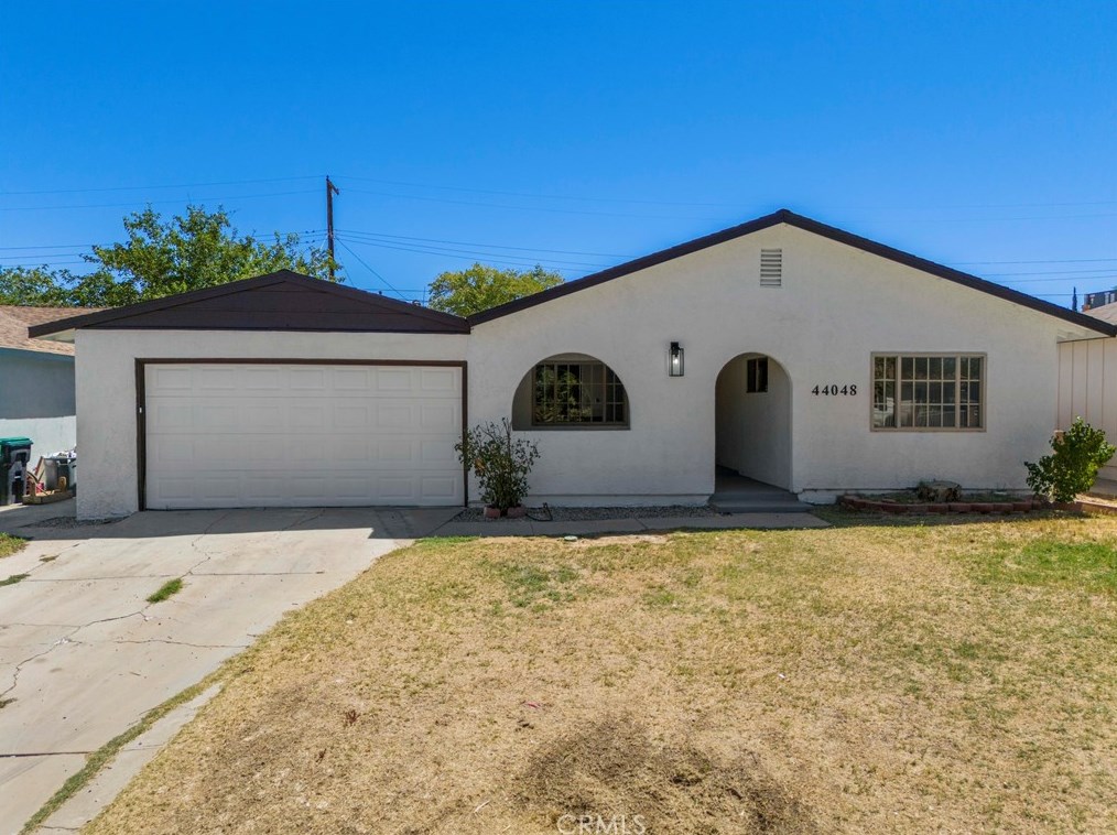 44048 Elm Ave, Lancaster, CA 93534