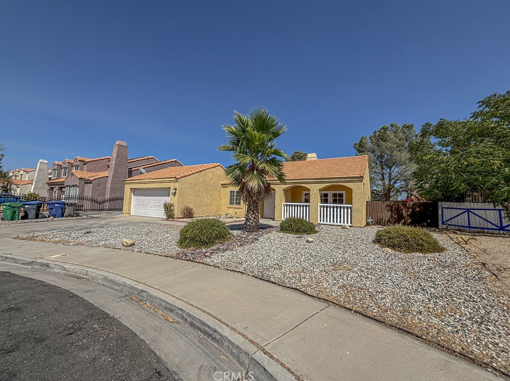 38010 Calcedony Ct, Palmdale, CA 93552