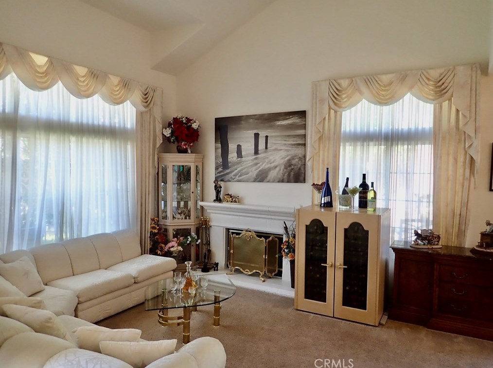 518 Kellwood Ct, Calabasas, CA 91377
