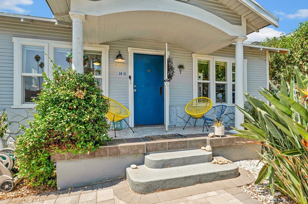 3819 3rd Ave, Los Angeles, CA 90008-1903