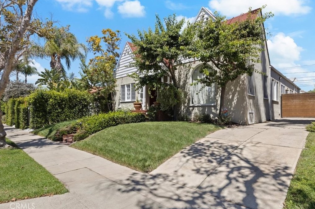 6327 Drexel Ave, Los Angeles, CA 90048-4703