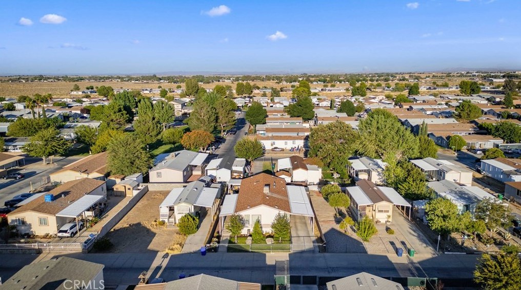 45465 25th St, Lancaster CA  93535-2331 exterior