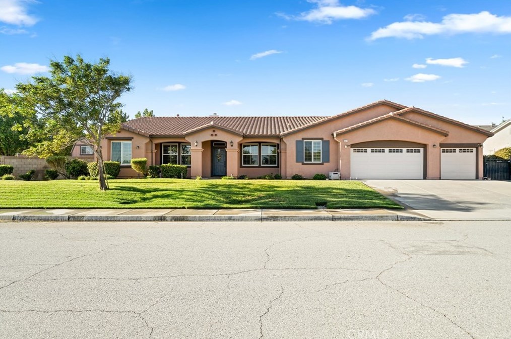 5512 Las Brisas, Palmdale, CA 93551
