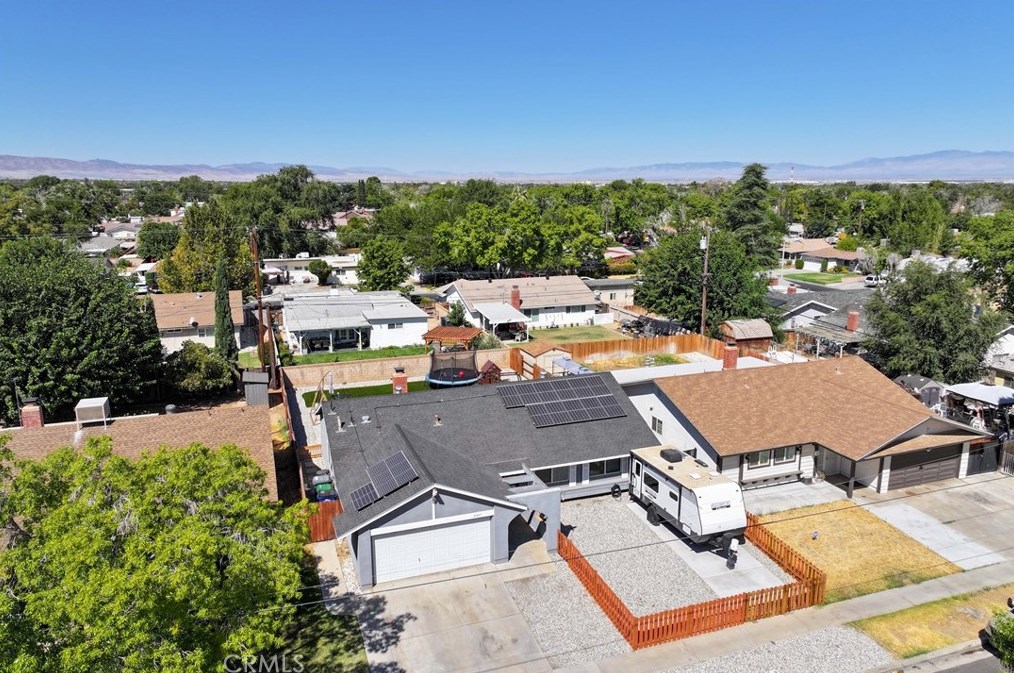 43845 Beech Ave, Lancaster, CA 93534