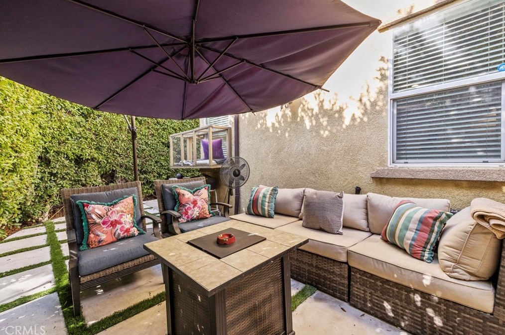 7201 Zelzah Ave, Los Angeles CA  91335-3218 exterior