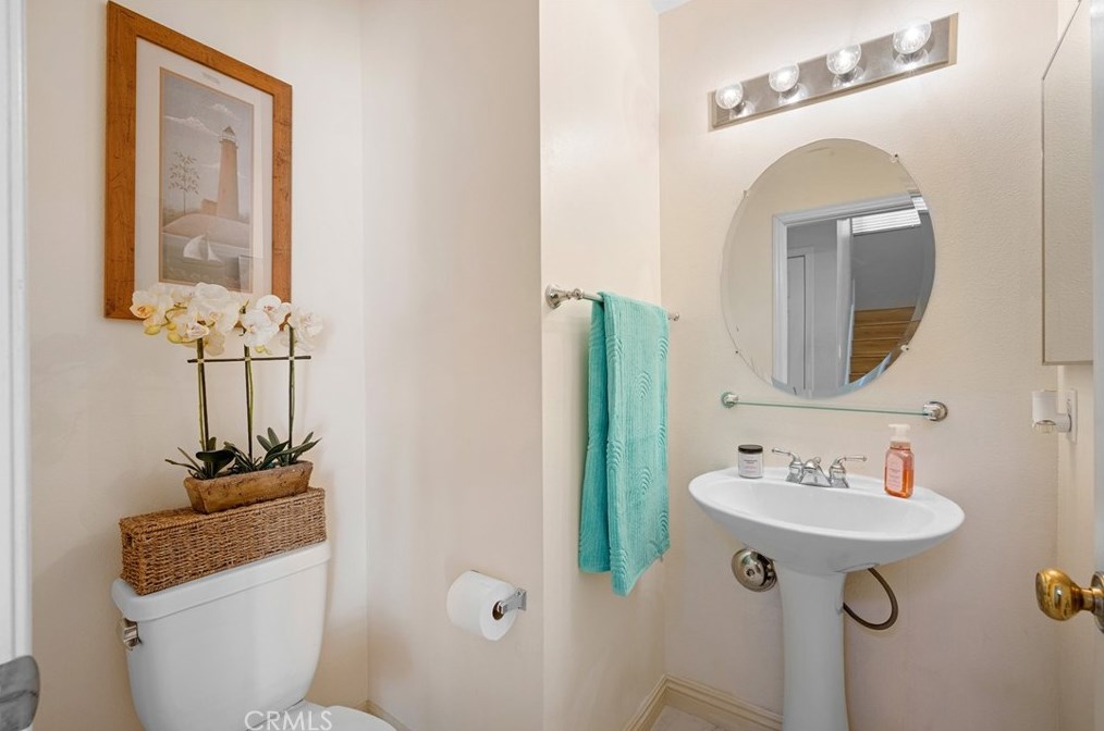 241 4 Ave, Covina CA 91723-2522 exterior