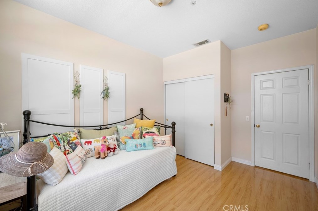 241 4 Ave, Covina CA 91723-2522 exterior