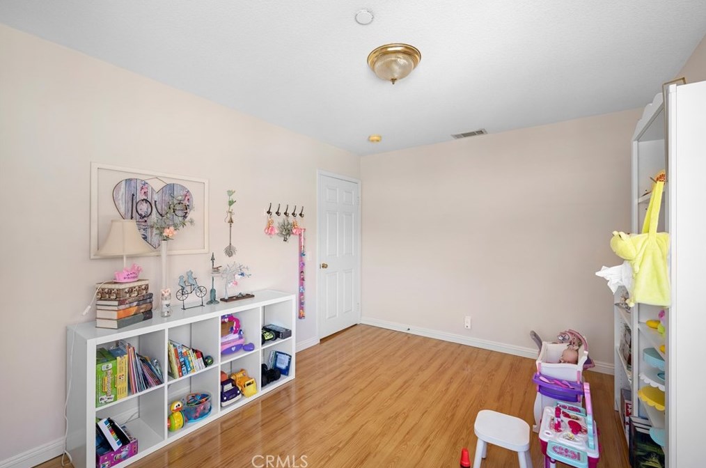 241 4 Ave, Covina CA 91723-2522 exterior