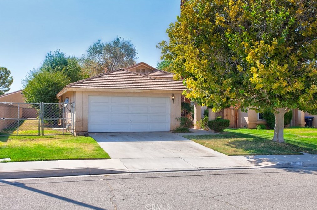 44939 13th St, Lancaster, CA 93535
