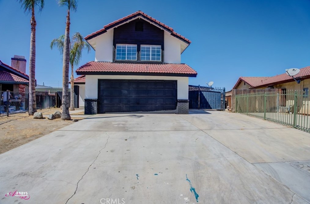 4713 Gardenwood Ln, Bakersfield, CA 93309