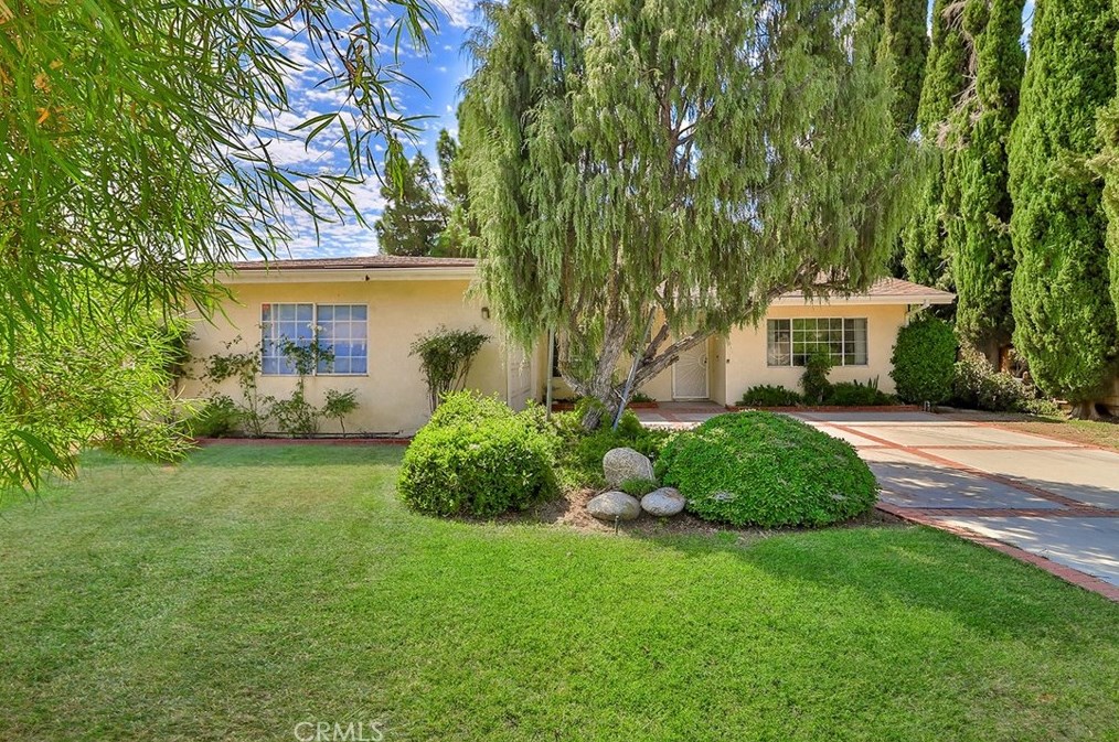16644 Clymer St, San Fernando, CA 91344