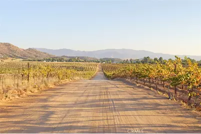 10262 Sierra Highway, Agua Dulce, CA 91390 - Photo 12