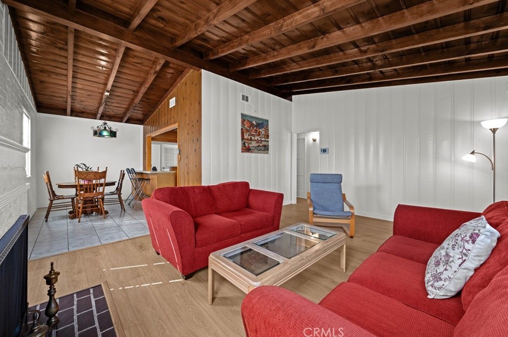 3560 54th St, Los Angeles, CA 90043-2436