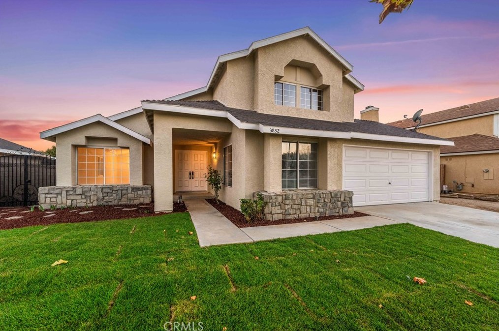 3832 Eclipse Dr, Palmdale, CA 93550
