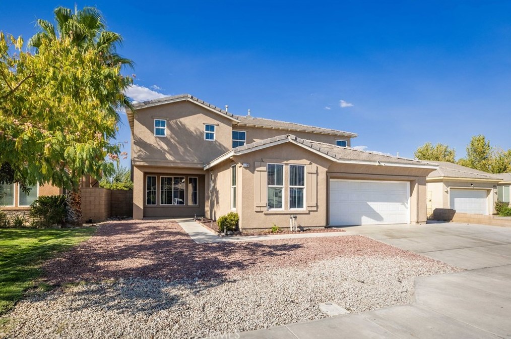 2651 Belvedere Ln, Lancaster, CA 93535