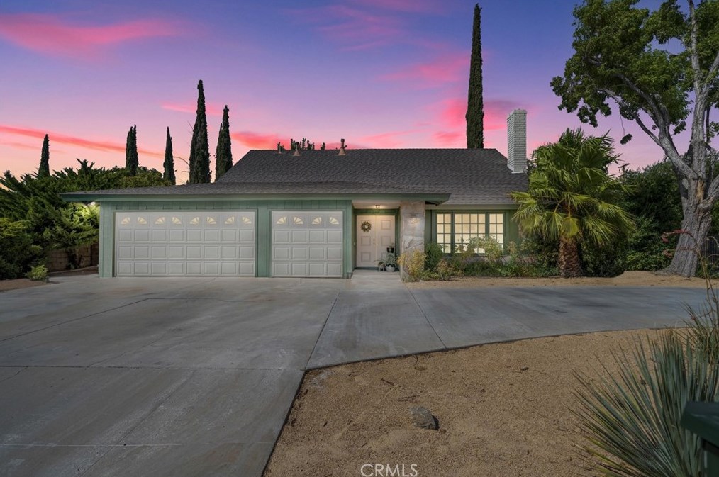 2727 Avenue, Lancaster, CA