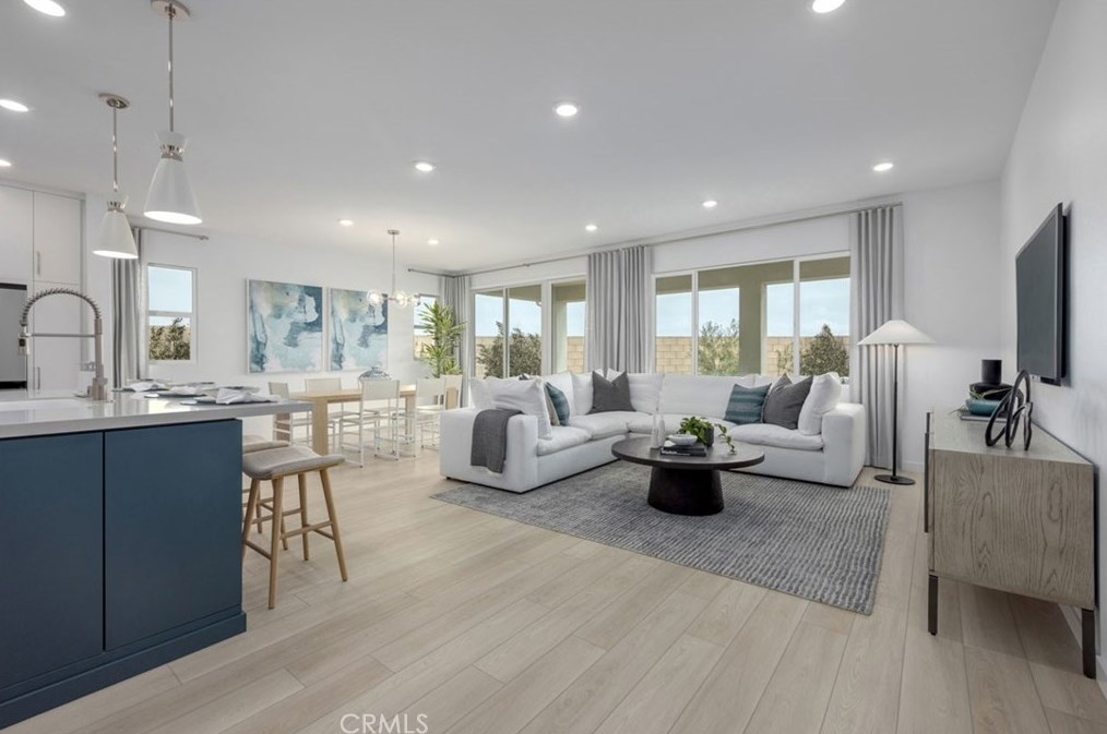 3324 Topaz Ln, Lancaster, CA 93535