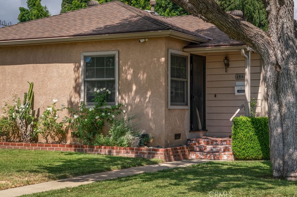 15501 Covello St, Van Nuys, CA 91406