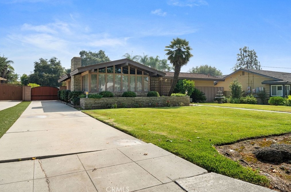 932 5th Ave, Arcadia, CA 91006-4328