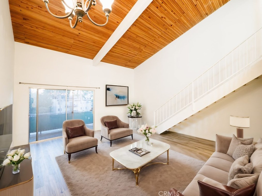 5460 White Oak Ave #e323, Van Nuys, CA 91316