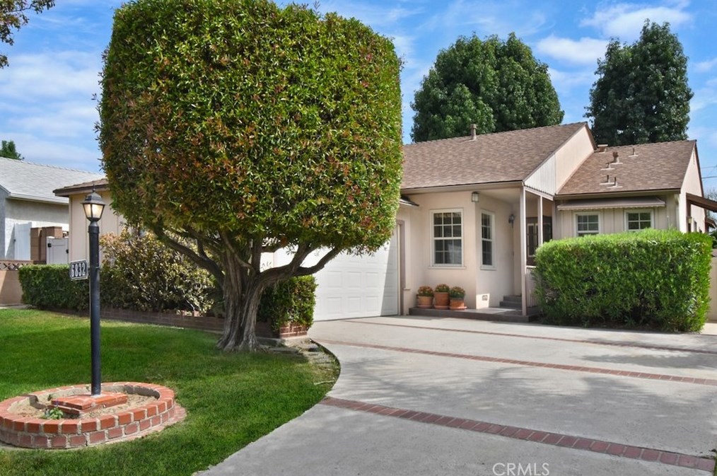 6832 Cantaloupe Ave, Van Nuys, CA 91405-4148