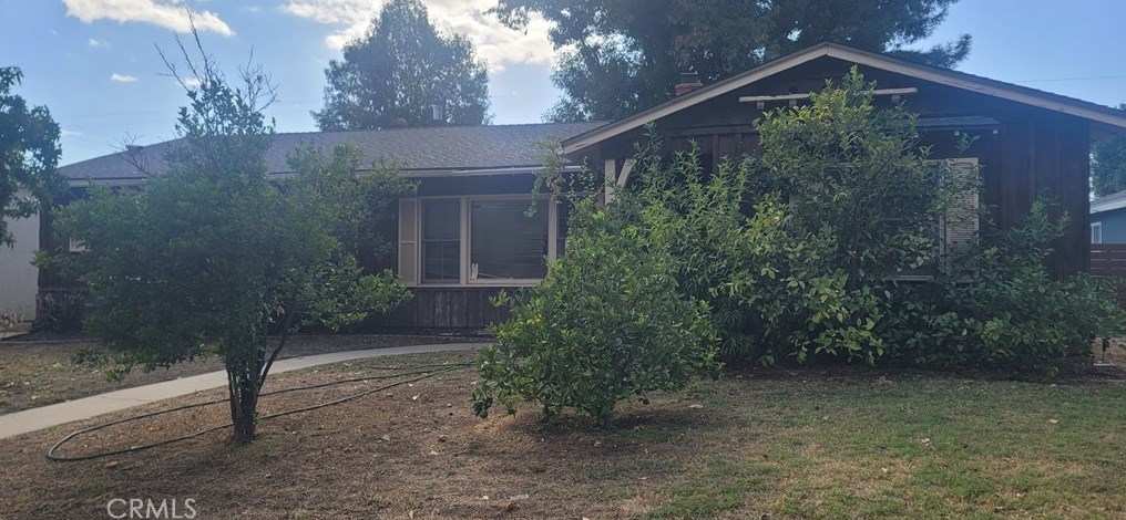 10509 Dempsey Ave, San Fernando, CA 91344
