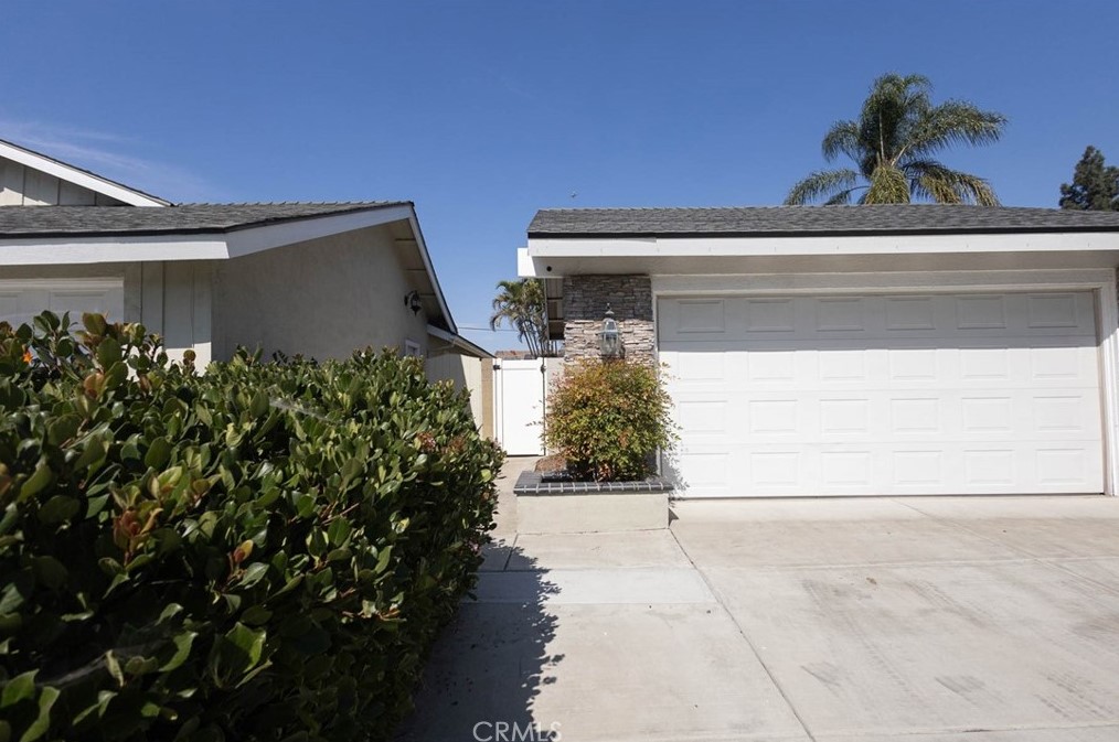 17751 Miller Dr, Tustin, CA 92780
