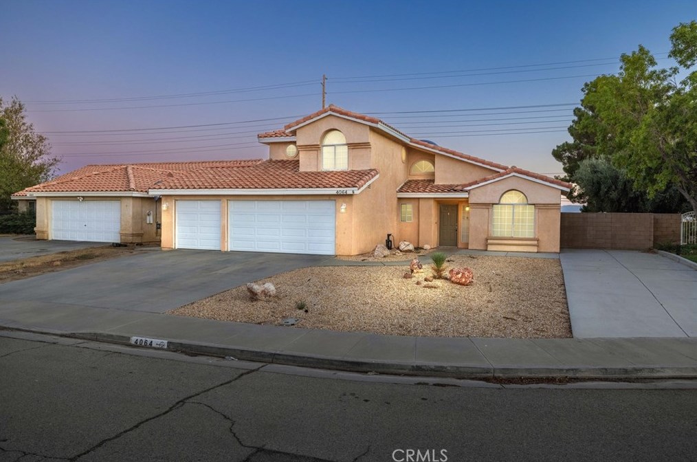 4064 Citation Way, Tropico Village, CA 93560