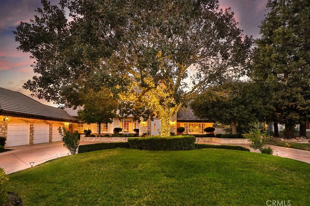 493 Sinaloa Rd, Simi Valley, CA 93065-5430