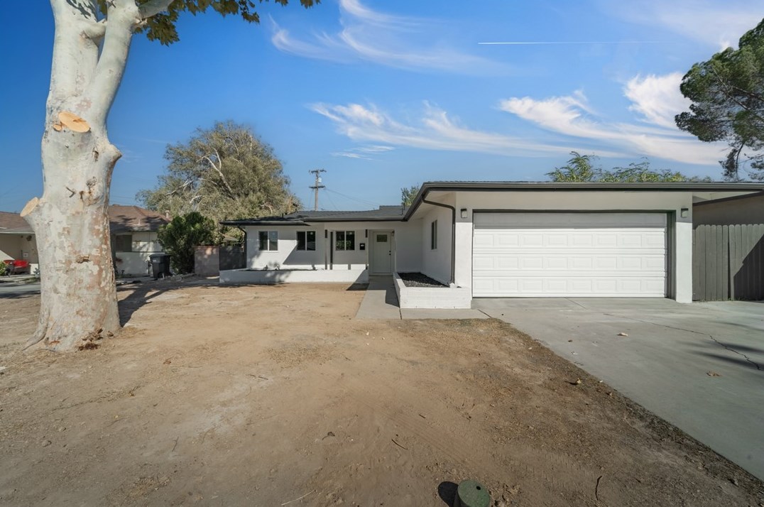 45312 Lostwood Ave, Lancaster, CA 93534