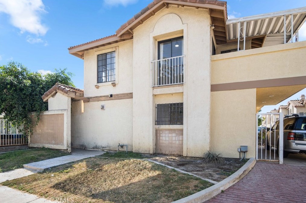 14019 Orizaba Ave, Paramount, CA 90723-6116