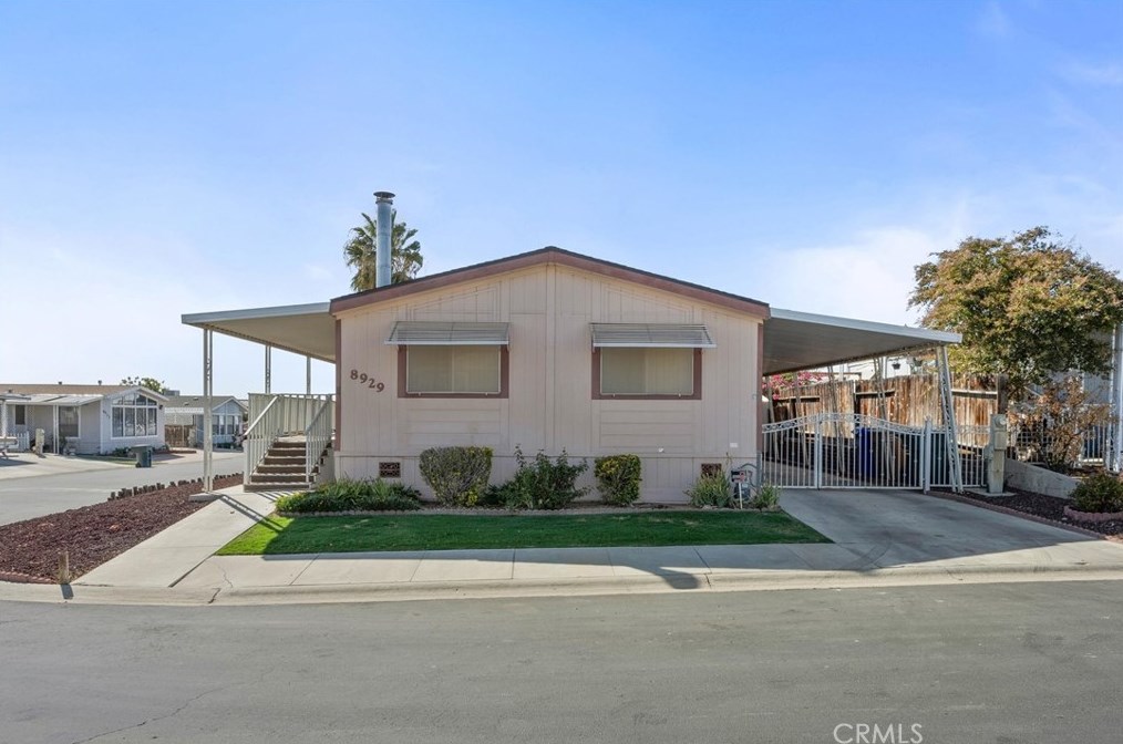 8929 Eastwind Cir, Bakersfield, CA 93306