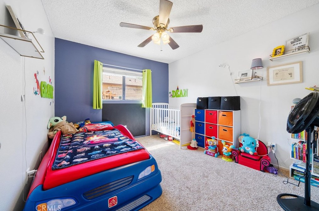 43889 12 St, Lancaster CA  93534-4700 exterior