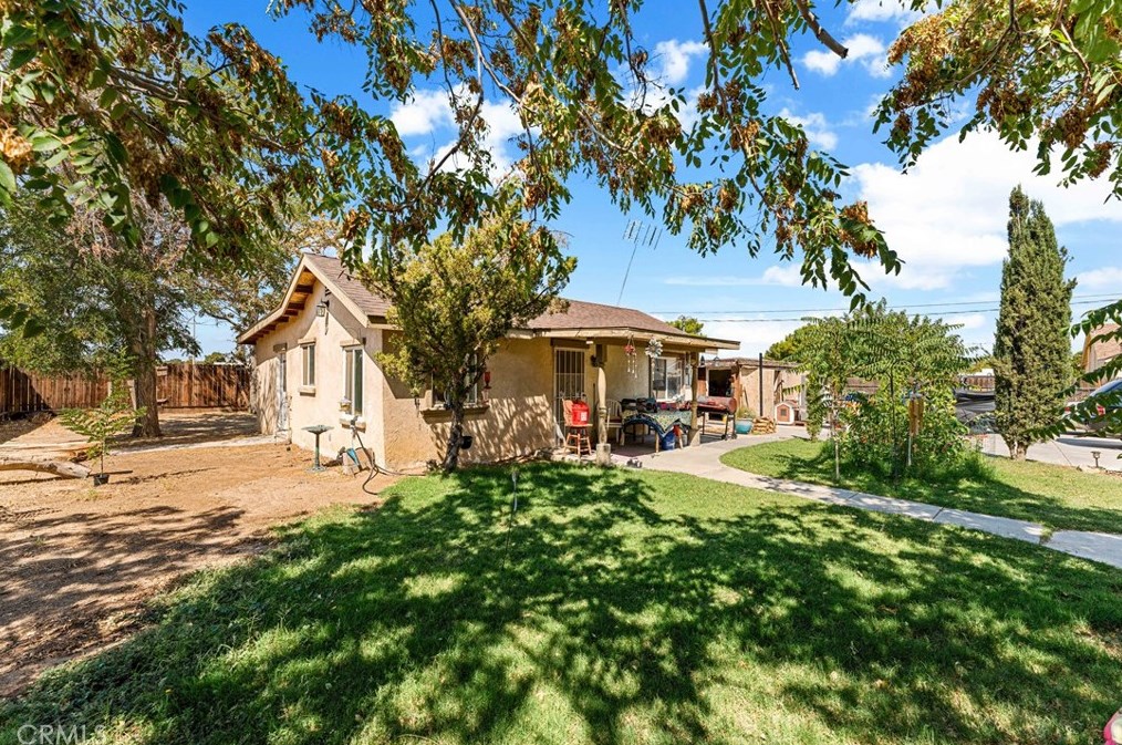 43011 E 6th St, Lancaster, CA 93535