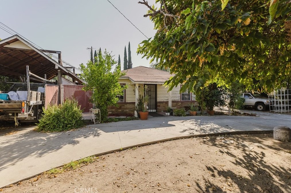 6662 Nagle Ave, Van Nuys, CA 91401