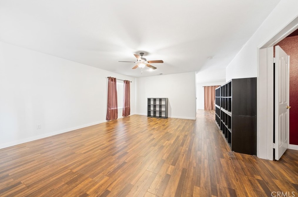 45644 Barham Ave, Lancaster, CA 93534