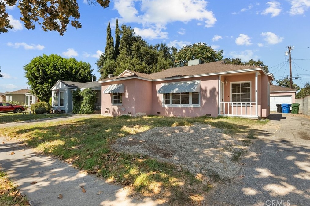 17335 Hamlin St, Van Nuys, CA 91406