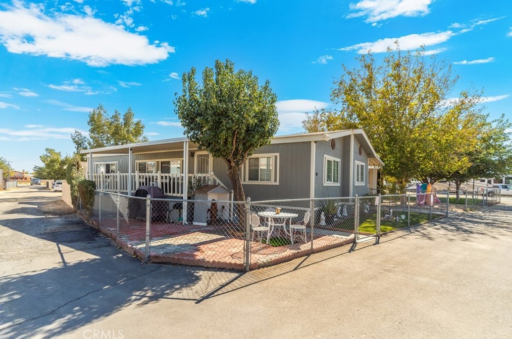 4209 W Rosamond Blvd #110, Tropico Village, CA 93560