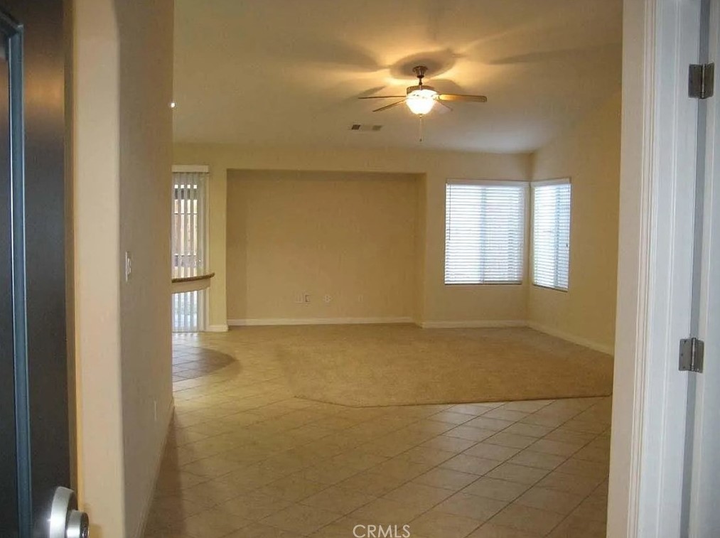 13416 Cheyenne Mountain Dr, Bakersfield, CA 93314