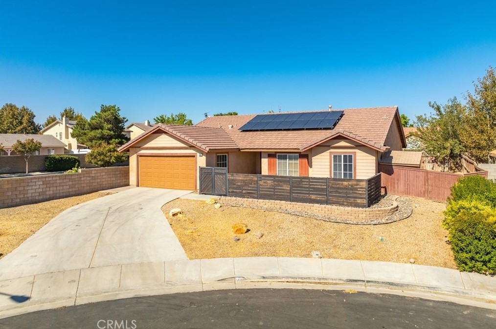 3459 Whisper Sands Ave, Tropico Village, CA 93560