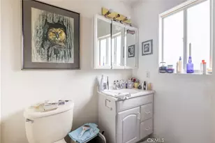 22113 Cantlay St, Canoga Park, CA 91303 - Photo 16