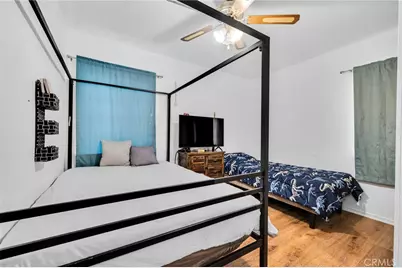 22137 Gault Street, Canoga Park, CA 91303 - Photo 12