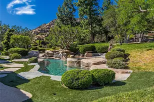 22637 La Quilla Dr, Chatsworth, CA 91311 - Photo 18