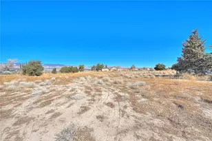 25253 Malmo St, Lancaster, CA 93536 - Photo 8