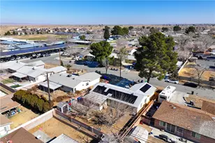 45421 4th St, Lancaster, CA 93535 - Photo 22