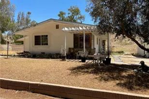 15840 Sierra Hwy, Canyon Country, CA 91390 - Photo 8